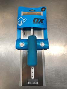 Plaster Tools: Ox Rounded Trowel 355 x 110mm