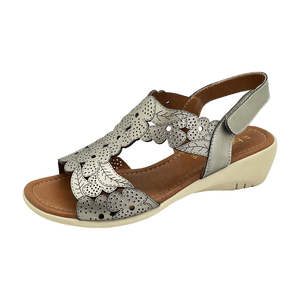 Ladies Wedges: Bare Traps Cameo Ladies Sandals