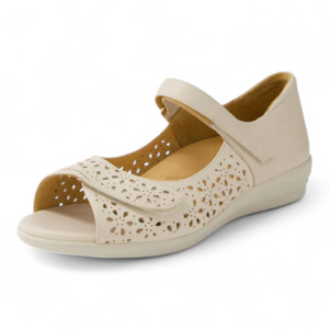 Flats: Ziera Daffodil W - Almond