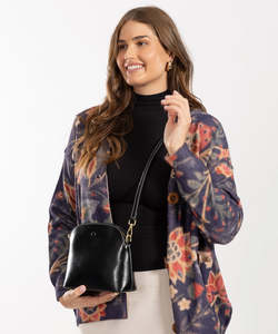 Womens: Sassy Duck Suki Cross Body Bag