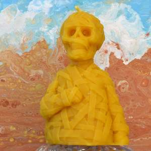 Honey Mummy Beeswax Candle