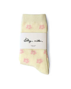 Kathryn Wilson: Kathryn Wilson Pink Petal Socks