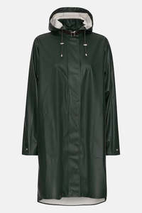 Iisle Jacobson: Ilse Jacobsen Rain 71 Raincoat Beetle