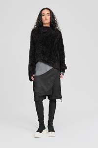 Knitwear: Taylor Sleeved Distort Shrug Black