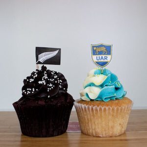 Products: Rugby Themed Cupcakes Delish Cupcakes
