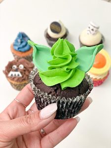 Products: StarWars Themed Cupcakes Delish Cupcakes