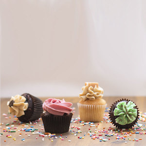 Products: Mini Cupcakes Delish Cupcakes