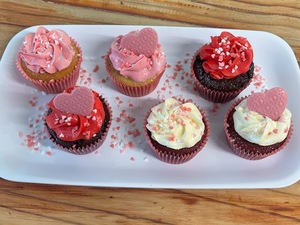 Valentines Day Gift Box Delish Cupcakes