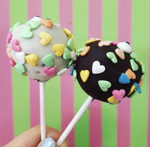 Cake Pops Delish Cupcakes