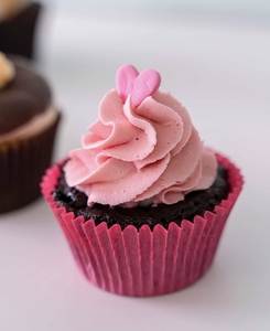 Products: Marshmallow Surprise Cupcakes Delish Cupcakes