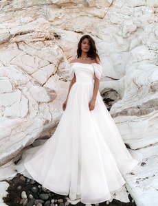 Wedding Dresses in Auckland: Sunset