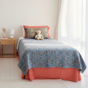 Bedlinen 1: Half Kantha Dohar Quilt - Coral Bloom / Blue Iris - One of a Kind