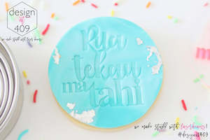 Te Reo Maori: Rua Tekau Ma Tahi Acrylic Embosser Stamp