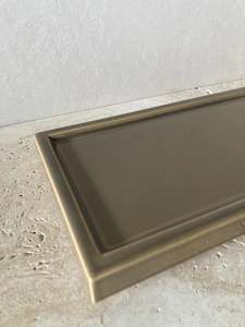 ACCESSORIES: CERAMIC HOLD ALL TRAY