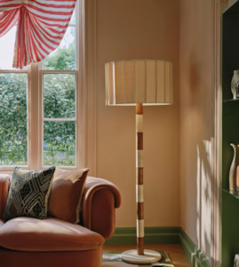 VERITY FLOOR LAMP