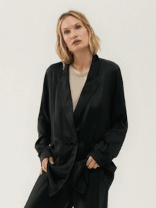 Blazers Coats: Relaxed Blazer in Black
