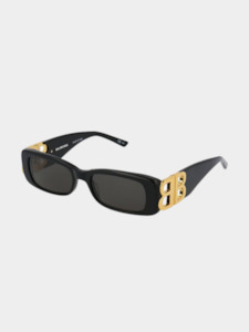 Sunglasses: Dynasty Rectangle Sunglasses in Black
