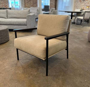 Chairs: Cleo chair