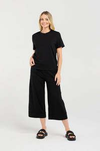 Pants: Blackstone Pernella Travel Pant / BSD172