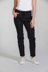 Lania Fort Jean / LA3317