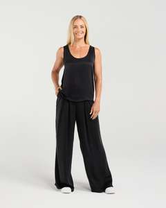 Tops: Blackstone Tiffany Bemberg Tank / BWY276