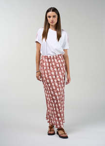 Madly Sweetly Vision Skirt / MS1916 (2 Colours)