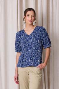 Newport: Newport Stream Top / NP31801A