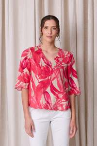 Newport: Newport Tropicana Top / NP30751