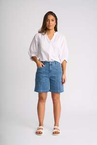 Vassalli Raven Short / 5033