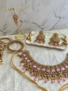 Jewellery: Cinderella Set