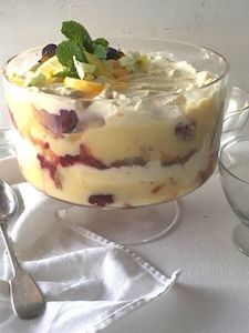 Desserts Sweets: Gin and Lemon Trifle