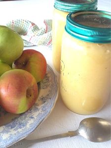 Preserving: Grans Bottled Apple