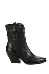 Estilo Emporio: Vaquerito Boot Black