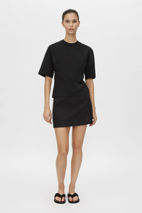 Camilla And Marc: Hirst Tee Black