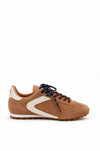 Footwear: Astra Camel