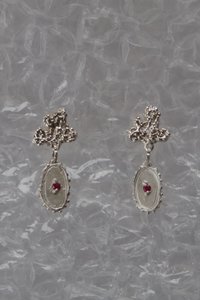 Products: Rosa Earrings - Dangerous Goods