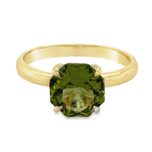Coloured Stone Rings 1: 9ct Yellow Gold Octagonal Cut Peridot Ring