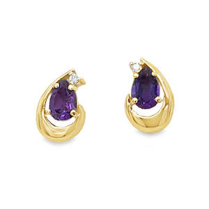 Coloured Stone Jewellery: 9ct Yellow Gold Amethyst & Lab Grown Diamond Stud Earrings