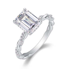 Frontpage: [Lavish Enerald] Twisted Arm Micro-paved 3.0 carat Moissanite Ring in Sterling Silver