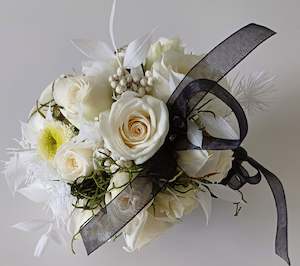 Fresh Flowers: Ball Wrist Corsage
