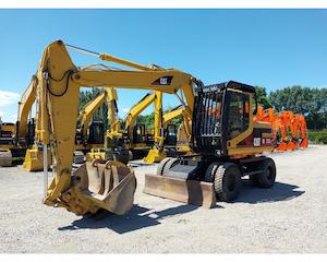 EXCAVATOR: Caterpillar M312 Wheeled Excavator