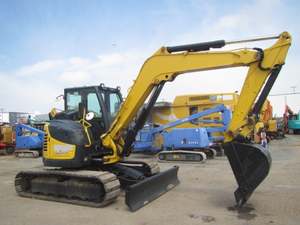 Excavators: Yanmar VIO80 8t Digger