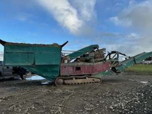 Other Machinery: 1995 Powerscreen Premiertrak TC600J Jaw Crusher