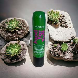 Matrix: Matrix Food For Soft Conditioner – 300ml