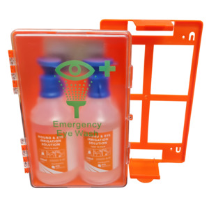 First Aid Kits: Premium Eye Wash Station with 2 x Ready to use Filled 500ml Eye Wash Bottles and Eye Inspection Mirror