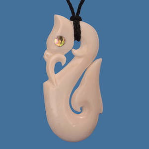 Special Bone Carvings: Bone Manaia Hook Pendant