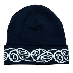 Maori: Beanie with Māori Pattern