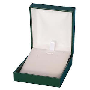 Pendant Box Green Leatherette