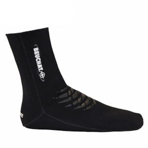Freediving Boots Socks: Beuchat Elaskin 2mm and 4mm Neoprene Socks with Supratex Sole