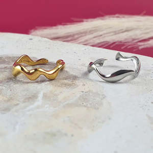 Rings: Elegant Waves Adjustable Ring - Gold or Silver